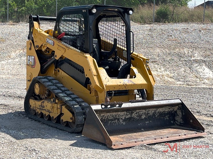 2020-caterpillar-259d3-image-1