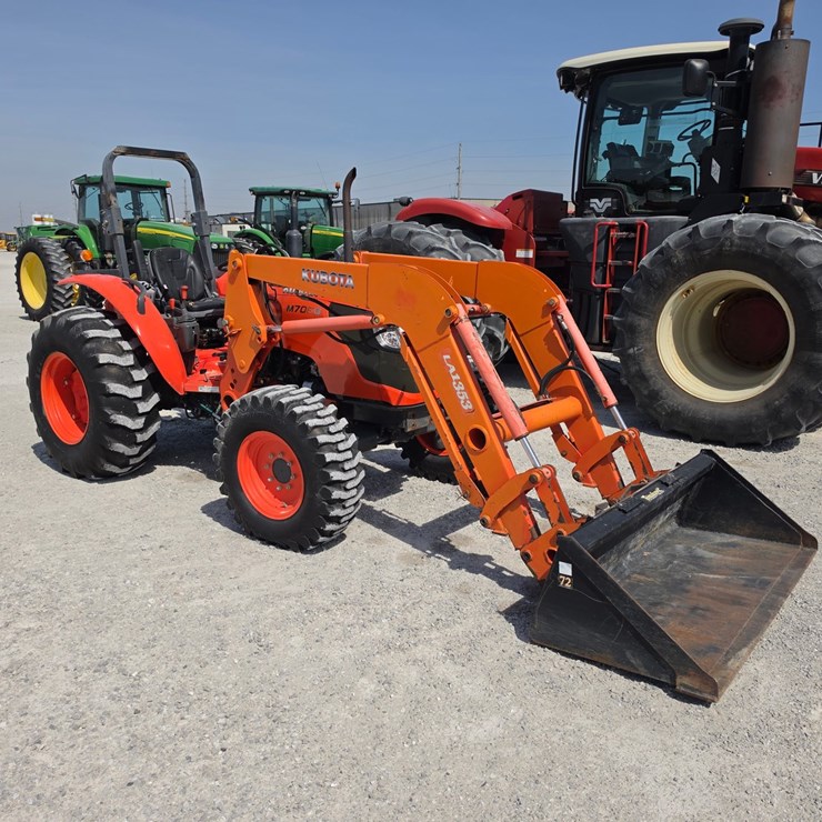 KUBOTA M7060