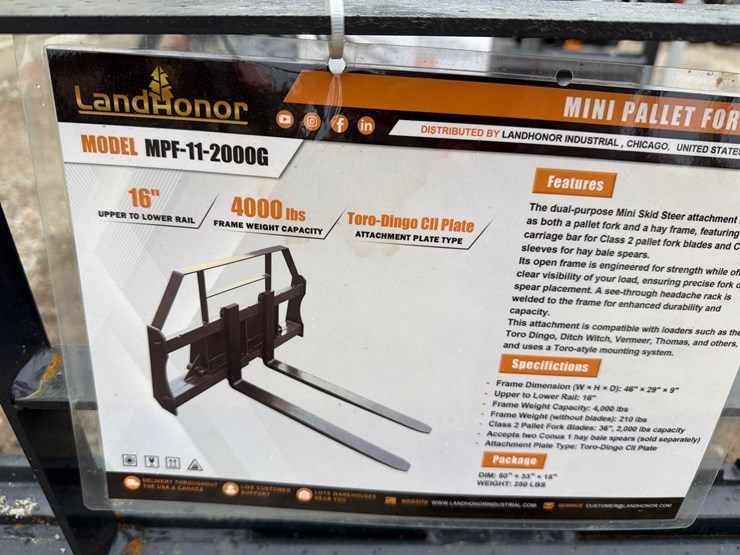 new-landhonor-mpf-11-2000g-50in.-pallet-forks-mini-track-loader-attachment-image-1