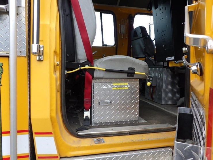 1995-ford-l9000-image-37