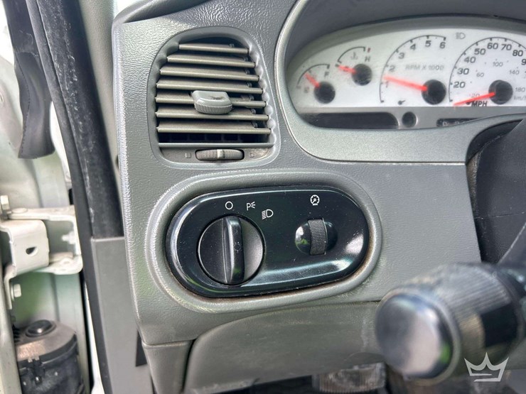 2004-ford-explorer-sport-trac-image-15