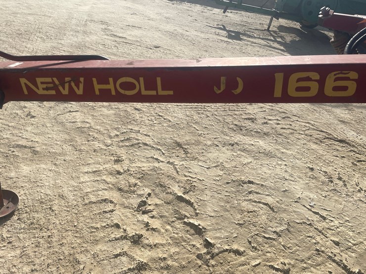new-holland-166-image-10