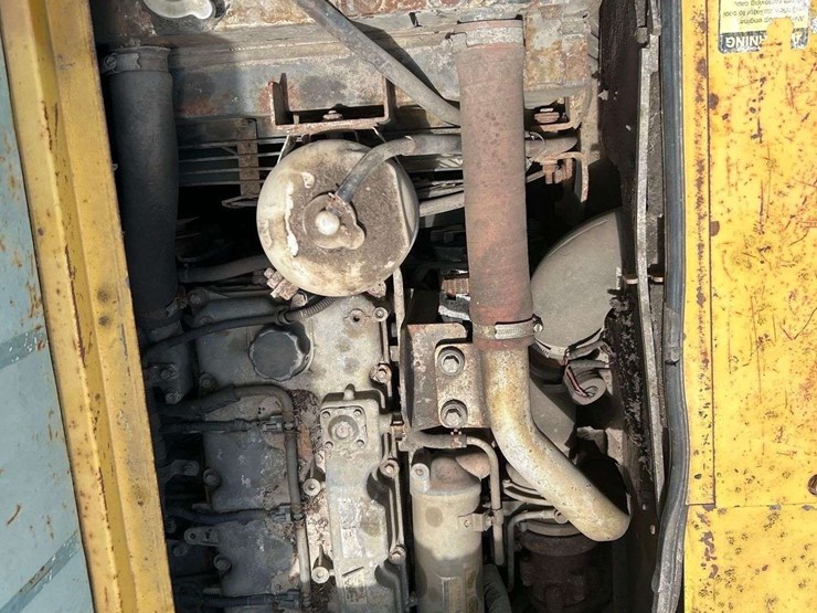 2012-yanmar-c50r-3c-image-7
