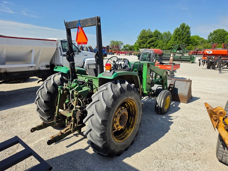 1998-john-deere-6210-image-16