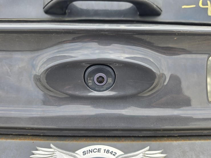 2020-case-tv450b-image-18