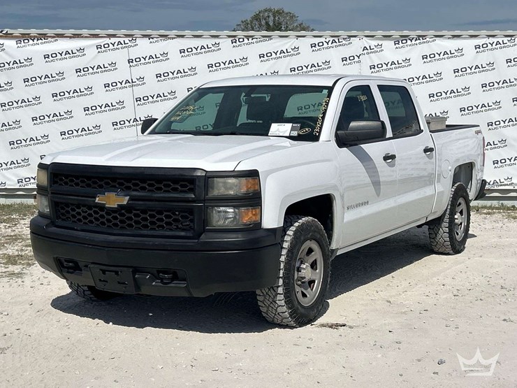 2015-chevrolet-silverado-1500-image-1
