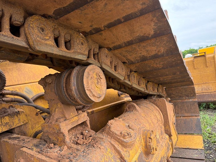 2019-caterpillar-d6n-lgp-image-16