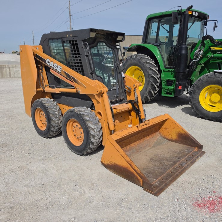 2005 CASE 410
