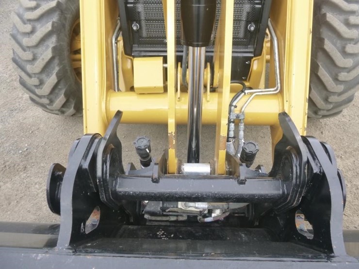 2023-caterpillar-420-xe-image-35