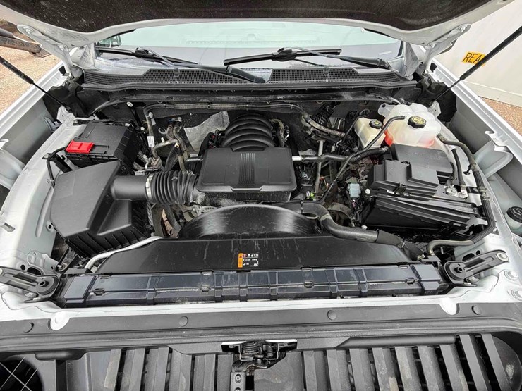 2023-chevrolet-2500-image-23