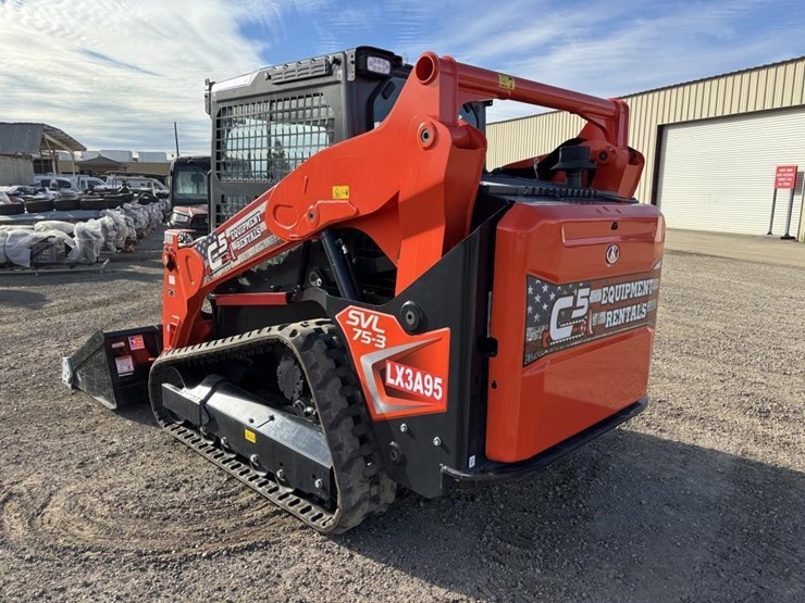 2024-kubota-svl75-3-image-4
