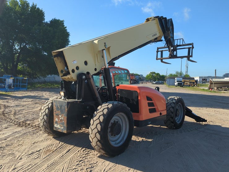 jlg-g12-55a-image-4