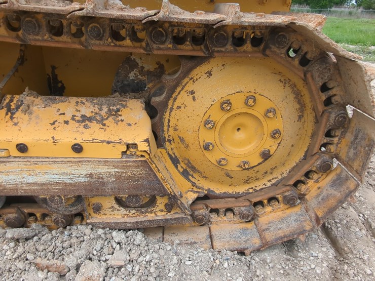 2022-deere-450-lt-image-13