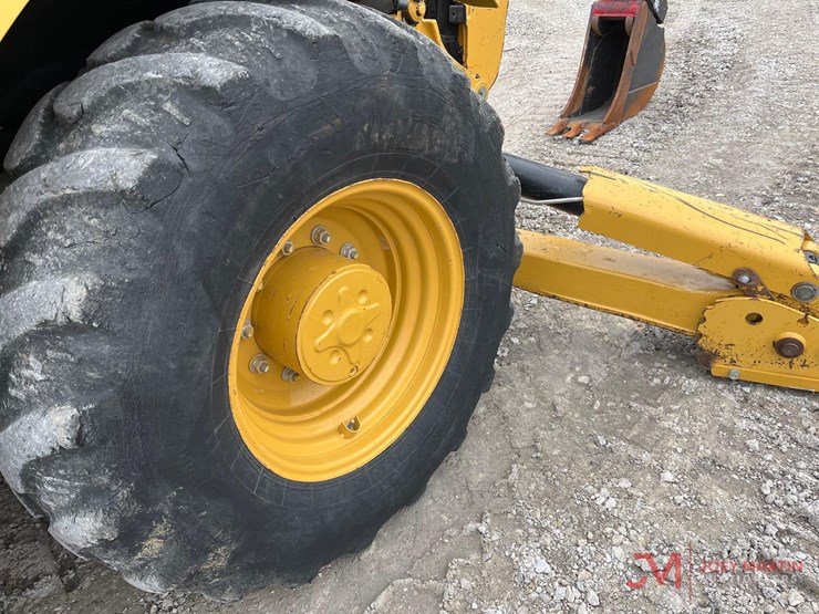 2021-caterpillar-420-xe-image-11