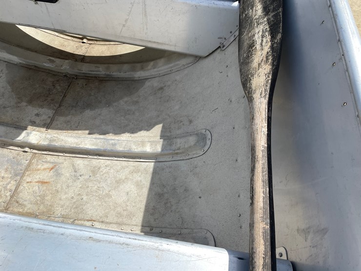 #2002-•-1979-14'-alumicraft-f7-boat-(sells-with-bill-of-sale-only)-image-32