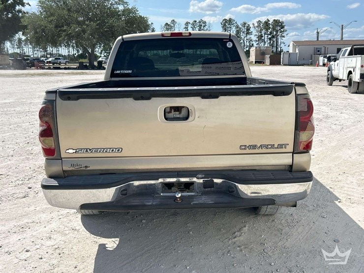 2004-chevrolet-silverado-1500-image-26