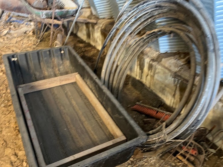 farm-supplies-**sold-onsite-only,-no-online-bids-will-be-accepted**-image-5