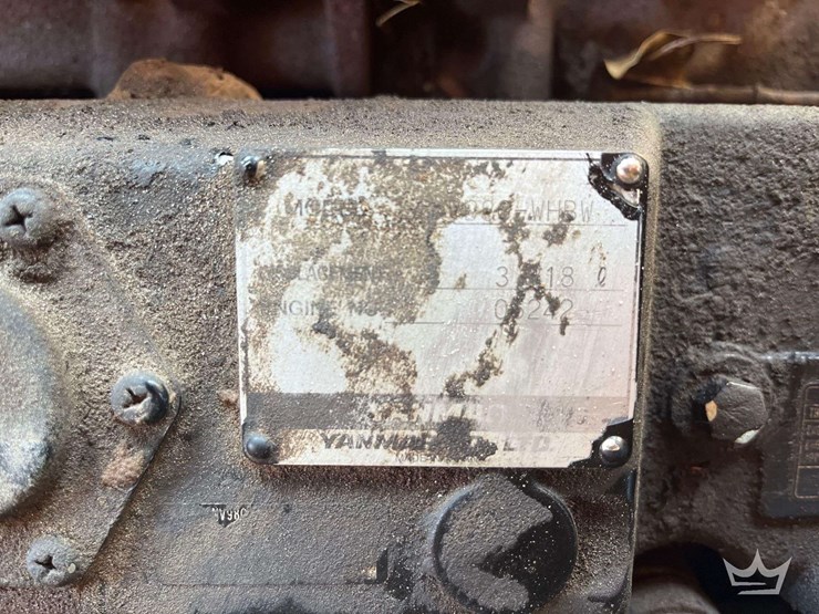2015-hitachi-zx75us-image-32