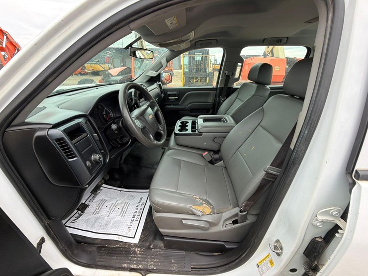 2017-chevrolet-1500-image-14