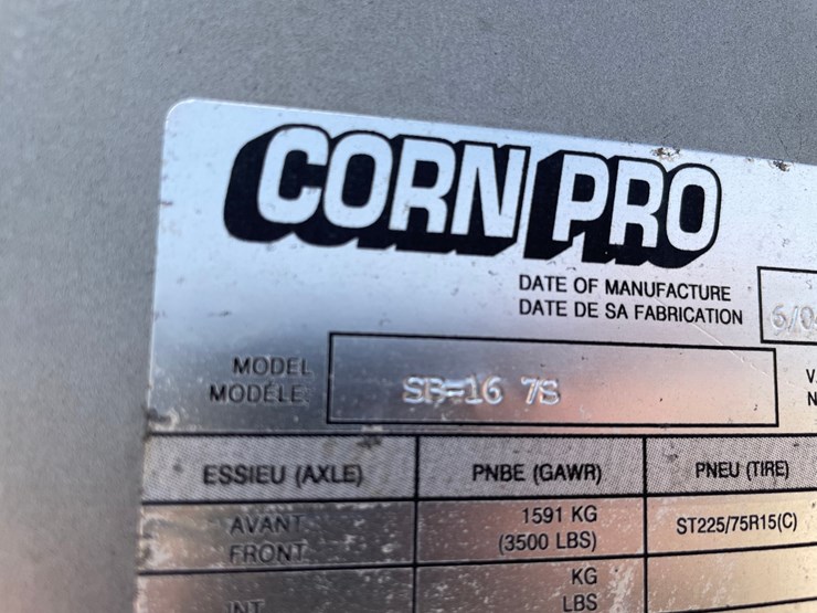 #2010-•-2004-corn-pro-16'-tandem-axle-livestock-trailer-(has-wi-title)-image-78