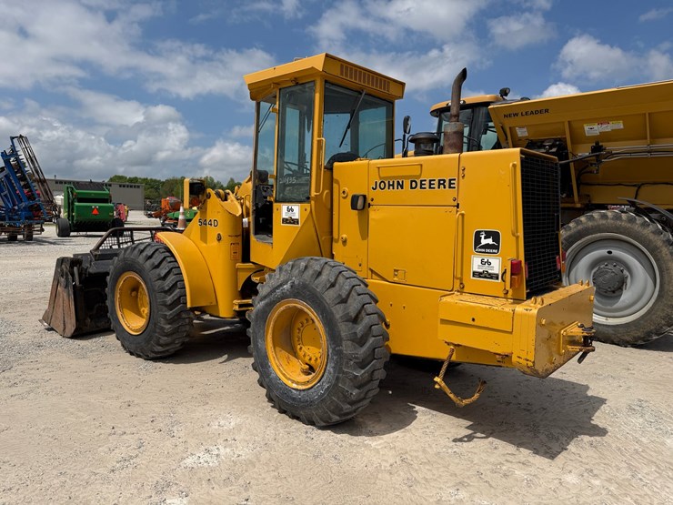 deere-544d-image-15