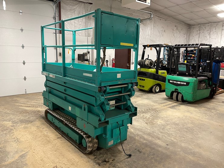 #303-•-2008-en-systems-co.-en8l06-electric-tracked-scissor-lift-image-3