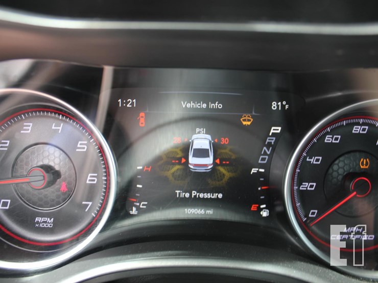 2019-dodge-charger-image-9