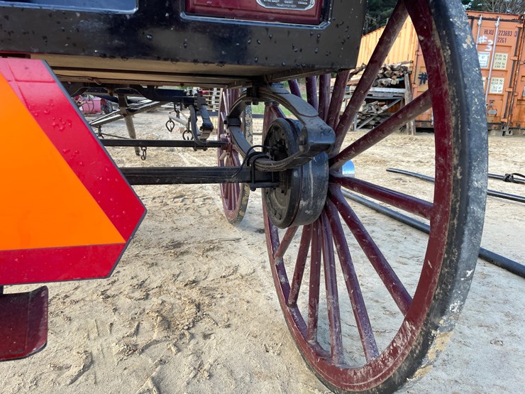 #407-•-pull-behind-wagonette-image-19