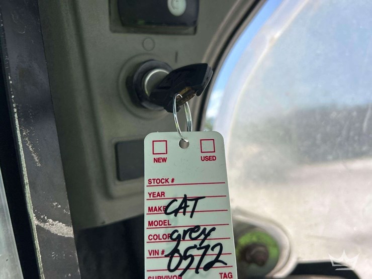2014-caterpillar-259d-image-24