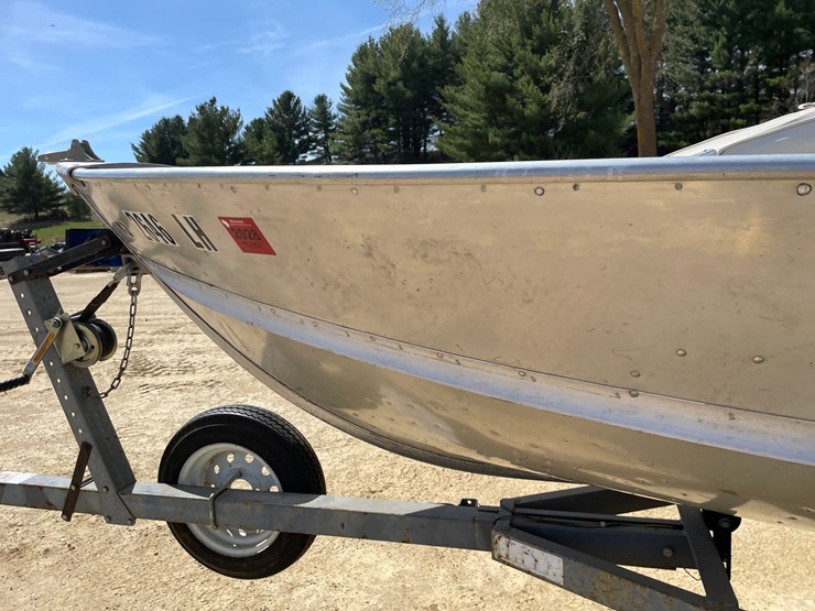 #2002-•-1979-14'-alumicraft-f7-boat-(sells-with-bill-of-sale-only)-image-12