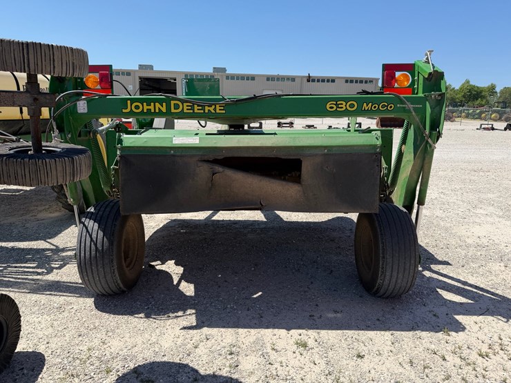 2016-john-deere-630-image-8