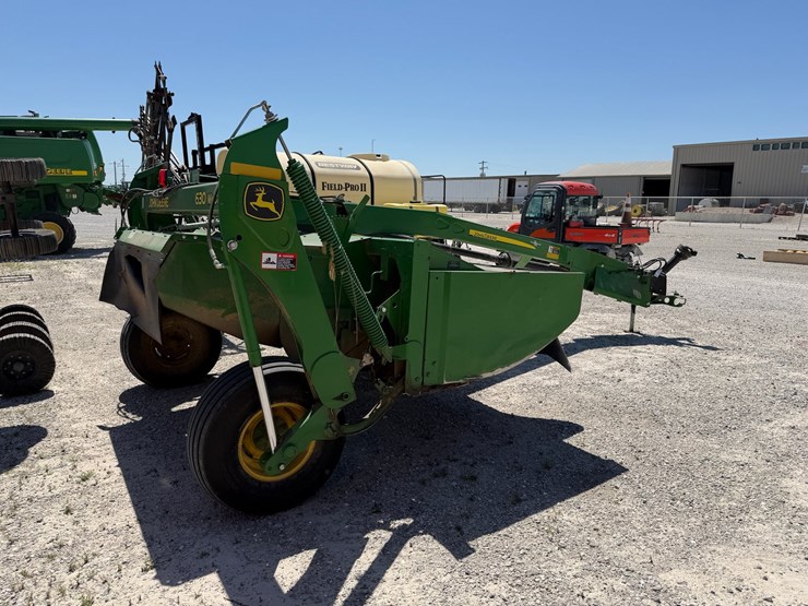 2016-john-deere-630-image-7
