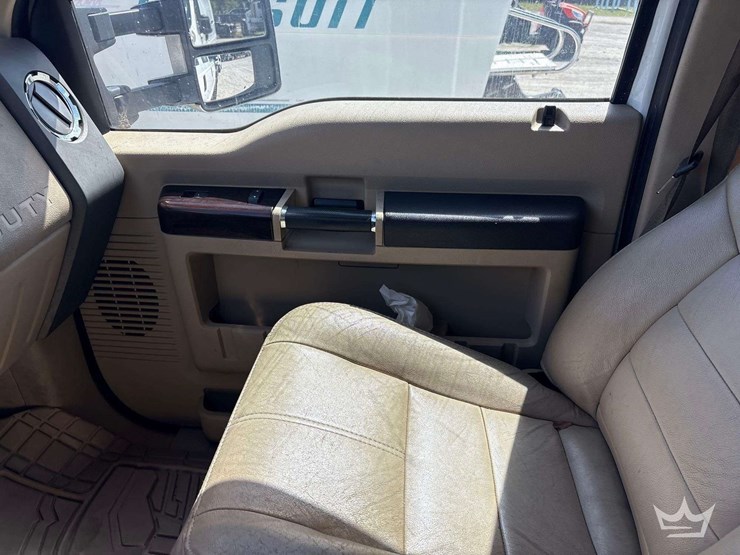 2008-ford-f250-image-16