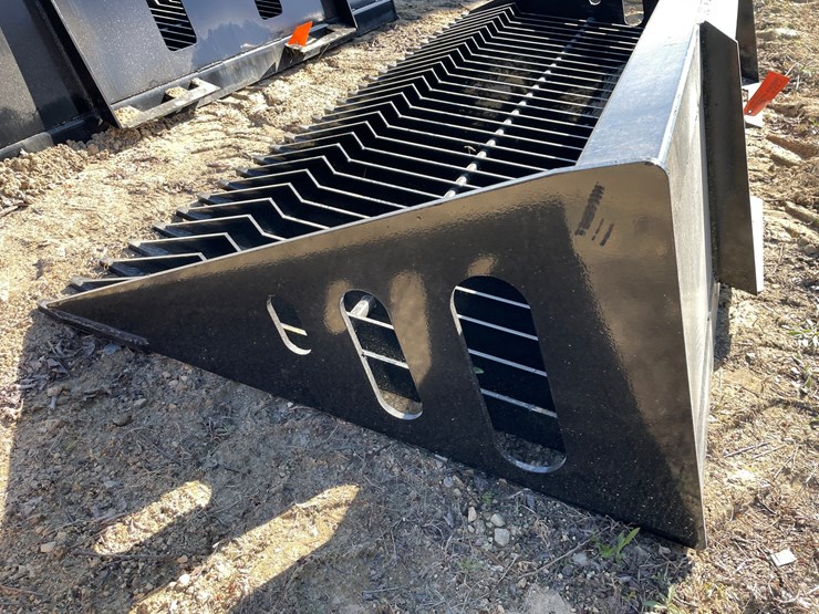 #2328-•-new-wolverine-84"-skid-steer-skelton-high-side-bucket-image-6
