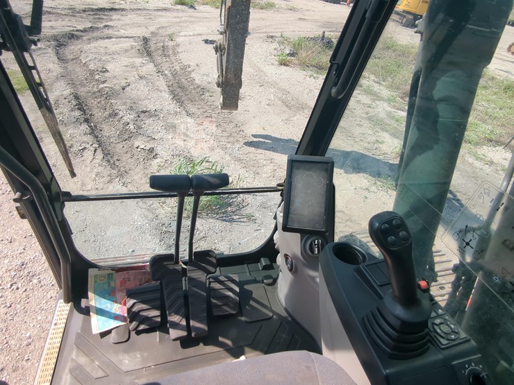2020-volvo-ec140el-image-21