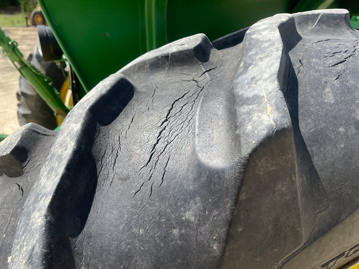 john-deere-2510-image-96