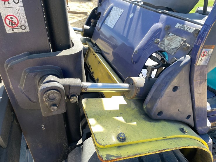 #308-•-komatsu-6,000-lbs,-propane-forklift-(non-moving)-image-19