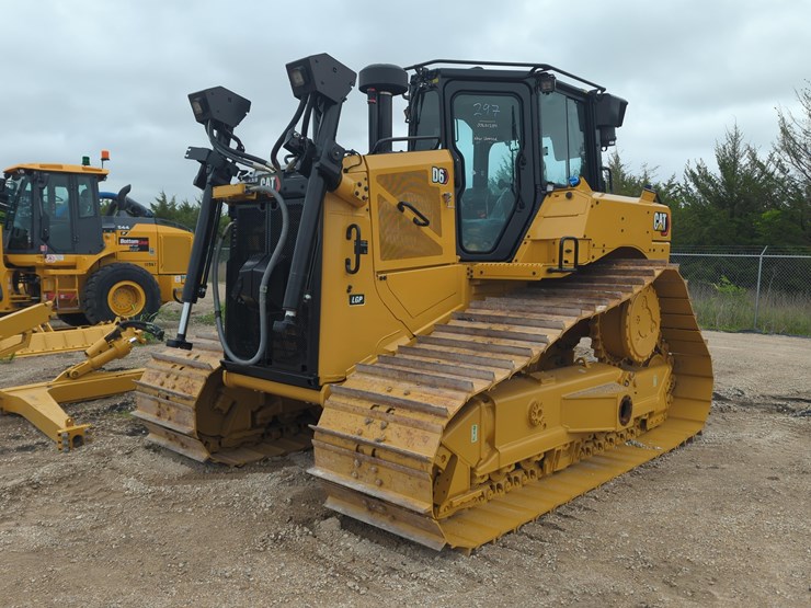caterpillar-d6-lgp-image-2