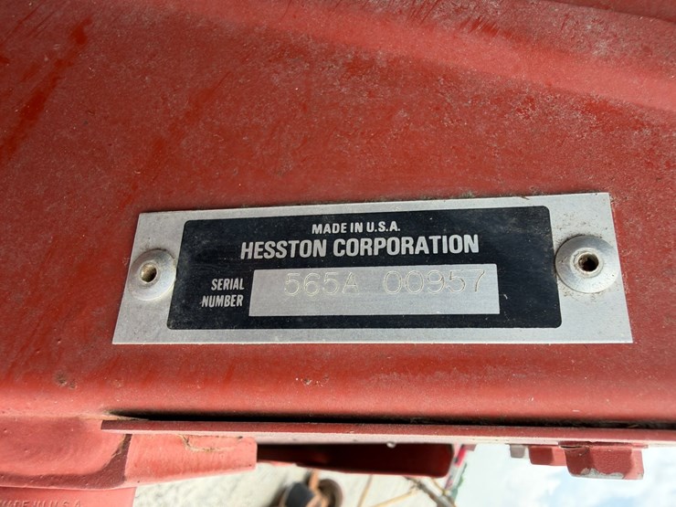 hesston-565a-image-10