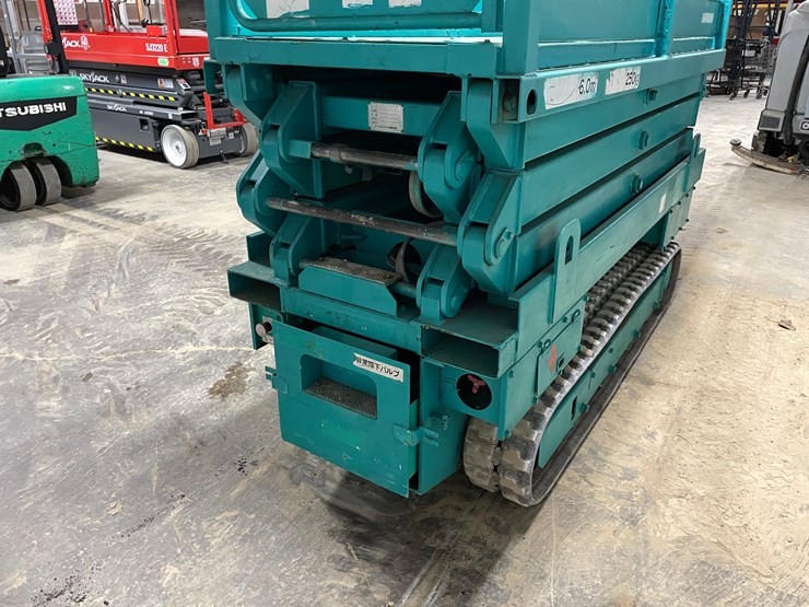#303-•-2008-en-systems-co.-en8l06-electric-tracked-scissor-lift-image-14