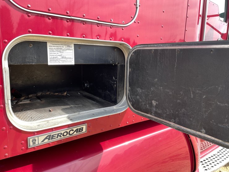 2008-kenworth-t660-image-45