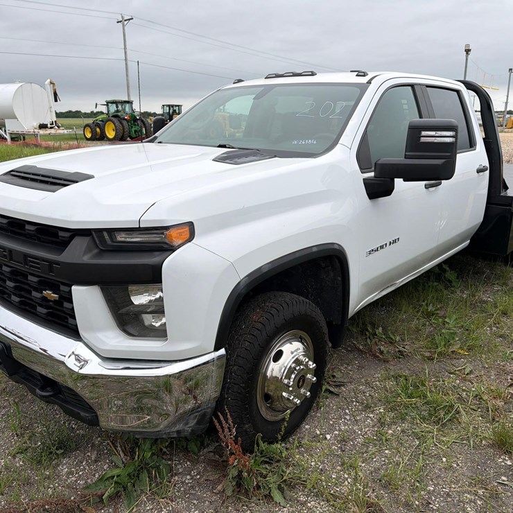2022 CHEVROLET 3500