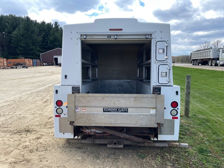 ford-f550-image-7