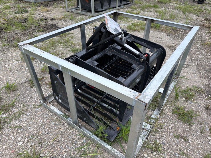 new-landhonor-mrb-72-44w-grapple-bucket-skid-steer-attachment-image-2