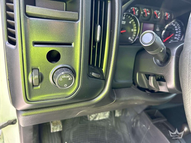 2015-chevrolet-silverado-1500-image-19