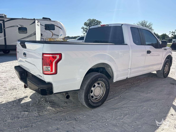 2016-ford-f150-image-3