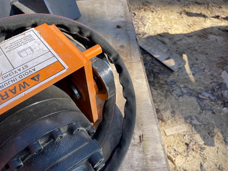 #2302-•-new-wolverine-mini-skid-steer-auger-drive-and-bit-attachment-image-9