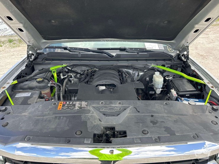 2018-chevrolet-silverado-1500-image-10