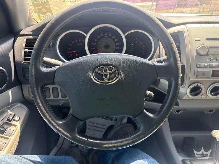 2006-toyota-tacoma-image-14