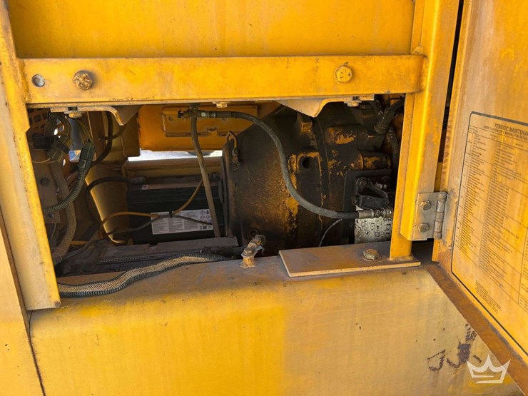 1992-deere-670b-image-27